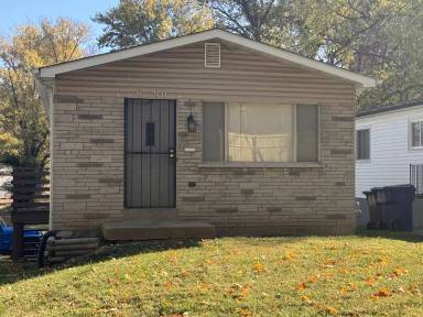 Main picture of 6190 Behle Ave