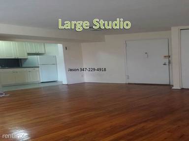 Main picture of 4552C Bowne St