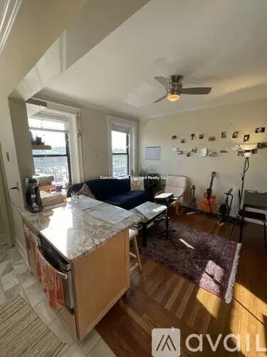 Main picture of 137 Peterborough St