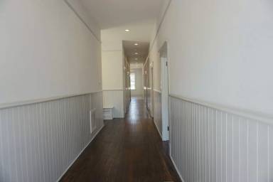 Main picture of 422 E Bolton St
