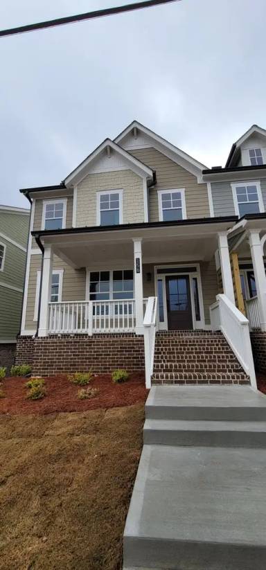 Main picture of 156 Palm St