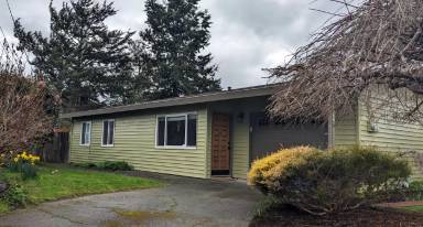 Main picture of 1686 Quaker St