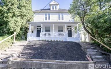 Main picture of 49 W Duncan St