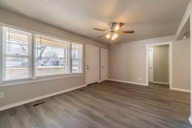 Main picture of 4818 S 31st St