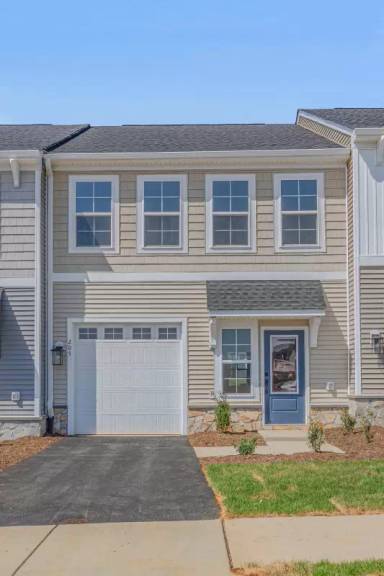 Main picture of 205 Sunbird Ln