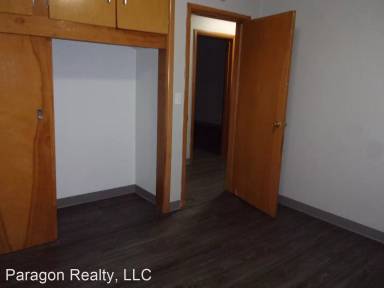 Main picture of 330 N 18th St
