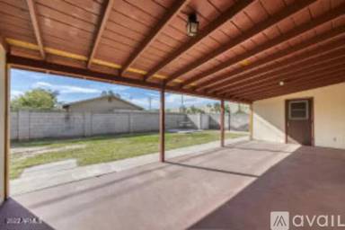 Main picture of 201 W Alameda Dr
