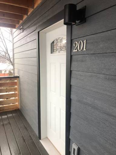 Main picture of 1030 S Catlin St