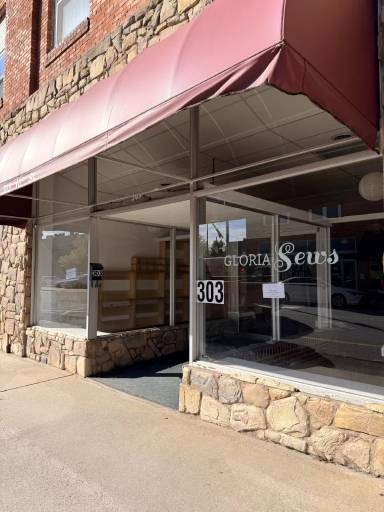 Main picture of 301 10th St