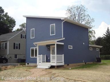 Main picture of 349 S Willow St