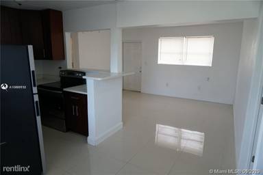 Main picture of 2388 NE 173rd St