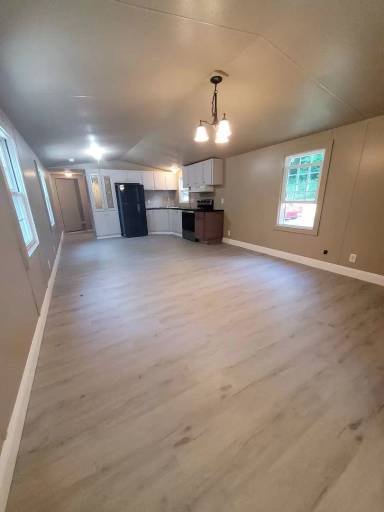Main picture of 522 Sandmine Rd