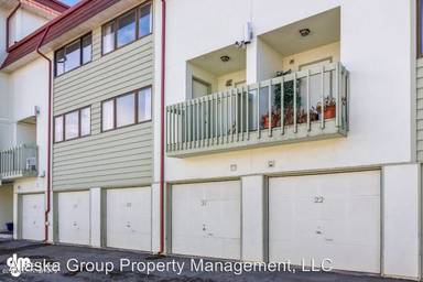 Main picture of 400 E 24th Ave