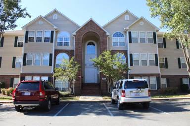Main picture of 323 Mill Pond Dr
