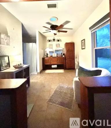 Main picture of 857 Banyan Dr