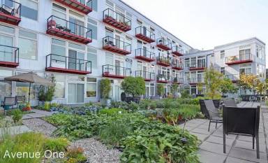 Main picture of 2960 Eastlake Ave E