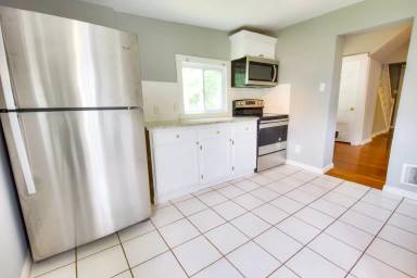 Main picture of 701 N Elm Ave