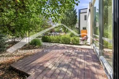 Main picture of 3625 Mariposa St