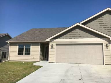 Main picture of 520 Highland Grove Dr