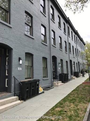 Main picture of 167 Washington St