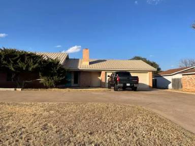 Main picture of 3402 Green Ridge Dr