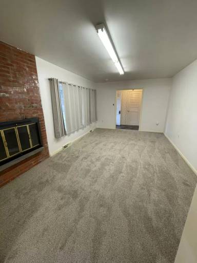 Main picture of 901 Shreiner Ave