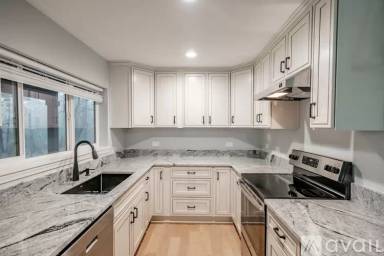 Main picture of 6601 Sweetwater Ln SE