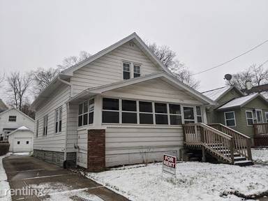 Main picture of 1332 Walker Ave NW