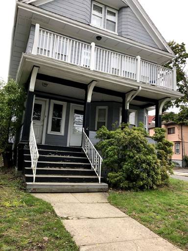 Main picture of 215 Boston Ave