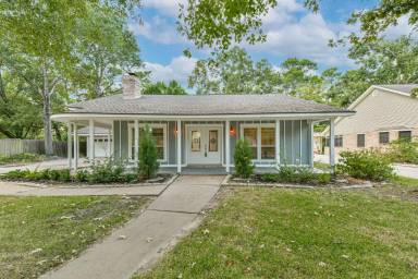 Main picture of 605 Kings Ct
