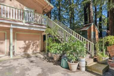 Main picture of 146 Hillside Ave