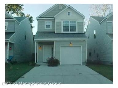 Main picture of 1006 Middle St