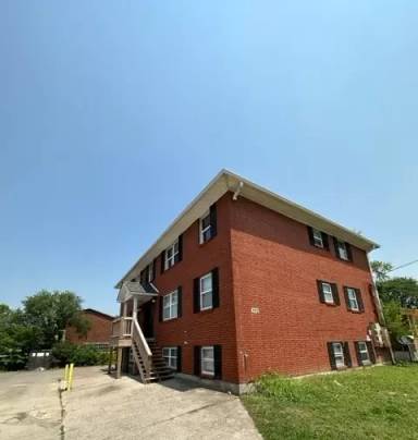 Main picture of 3013 Mid Dale Ln