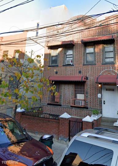 Main picture of 649 Watkins St