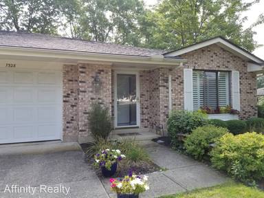 Main picture of 1328 Rosehaven Cir