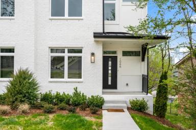 Main picture of 1066 Archer St