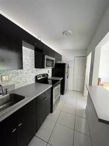 Main picture of Doral Gardens Condominium