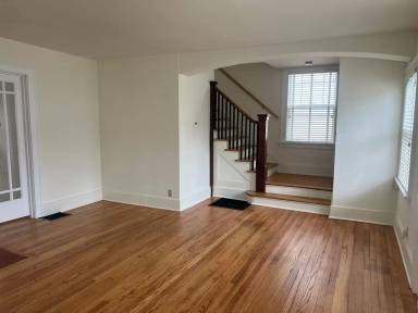 Main picture of 240 W Locust St