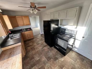 Main picture of 719 N Locust St