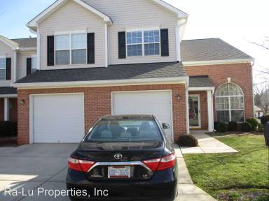 Main picture of 3915 Fountain Village Ln