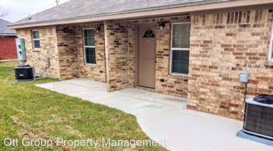 Main picture of 803 Leifester Cir