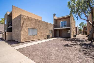 Main picture of 2819 E Le Marche Ave