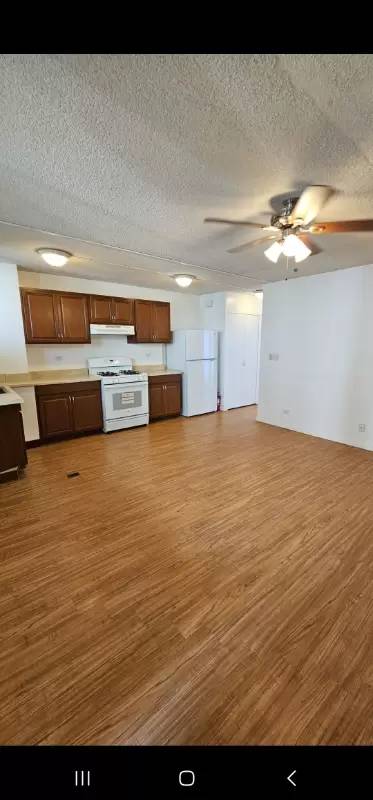 Main picture of 1559B Thurston Ave
