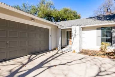 Main picture of 4827 Gerona Dr
