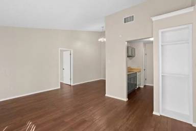 Main picture of 12324 Patron Dr