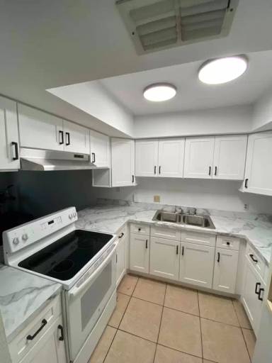 Main picture of 916 Buccaneer Dr