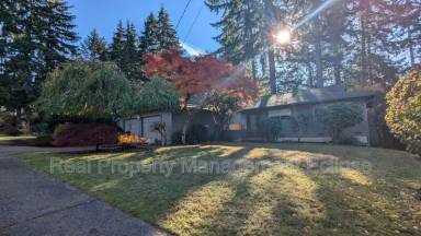 Main picture of 14831 NE 12th St