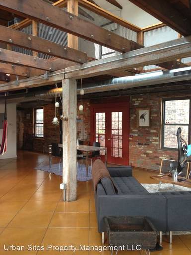 Main picture of 209 Woodward St
