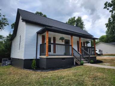 Main picture of 1828 Maxton Ave