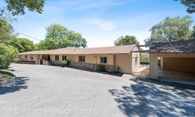 Main picture of 100 Alamos Rd